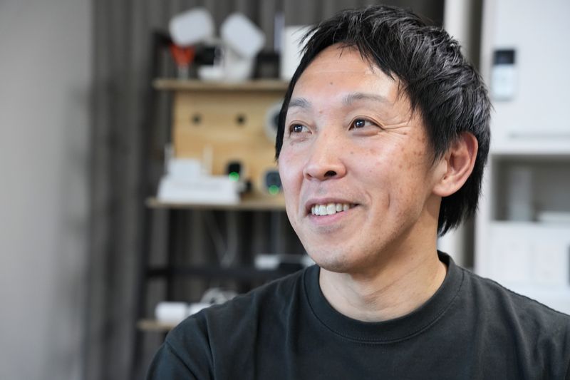 X-HEMISTRY・CEO 新貝文将氏